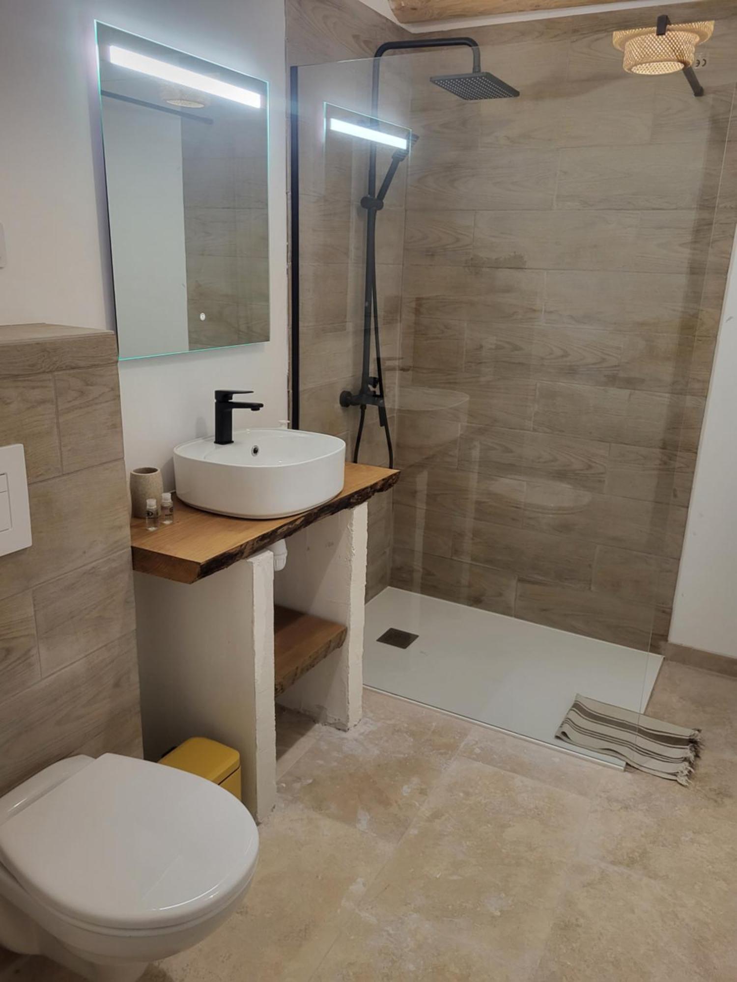 Bastide De La Madeleine Bed & Breakfast Pougnadoresse Екстериор снимка