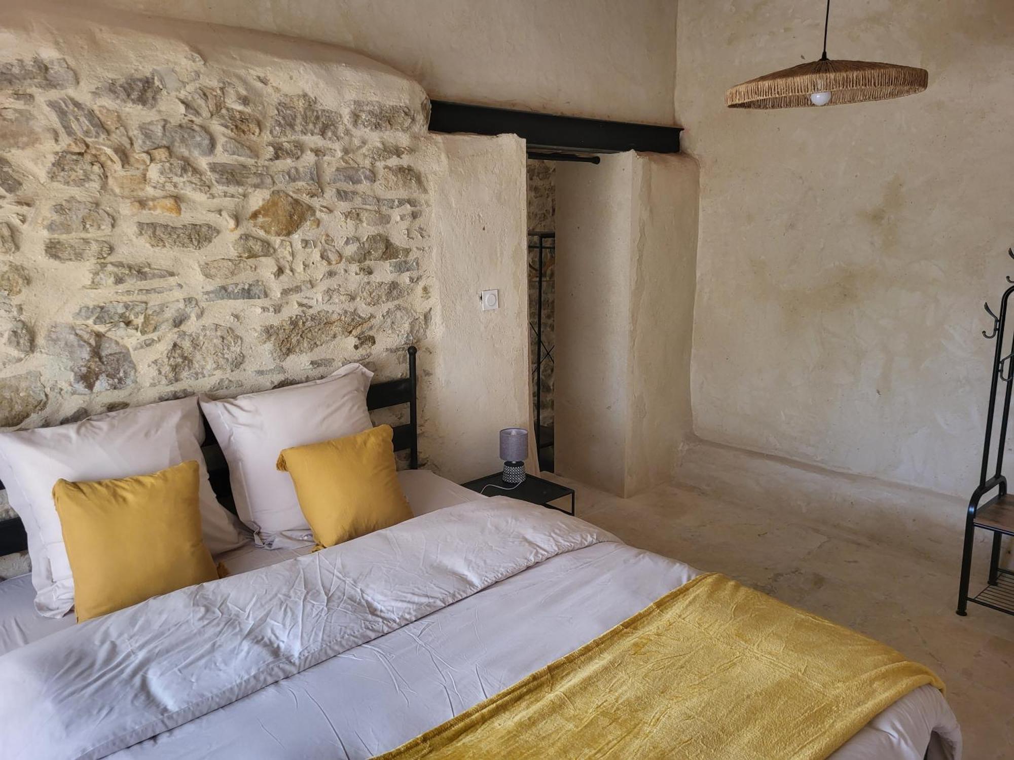 Bastide De La Madeleine Bed & Breakfast Pougnadoresse Екстериор снимка